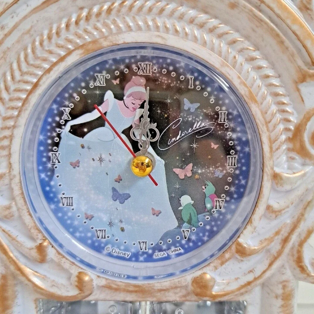 Disney Cinderella Premium White Swing Clock Battery Operated New In Original Box